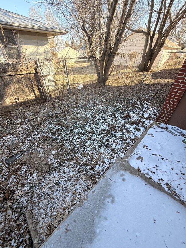 Building Photo - 2703 Hull Ave