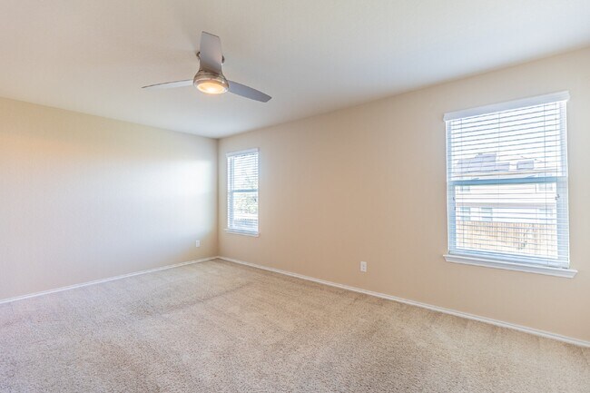 Building Photo - 1744 Emerald Edge