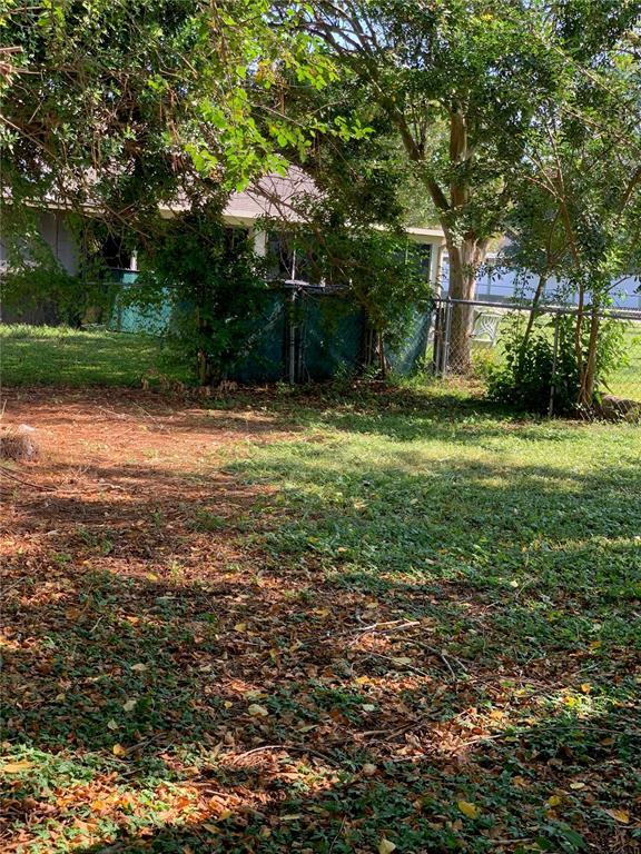 Building Photo - 256 Village View Ln