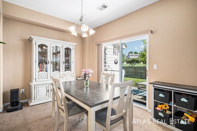 Building Photo - 23235 York Ave