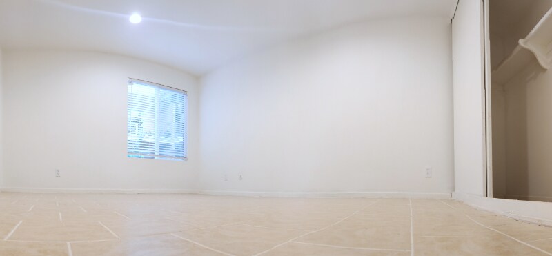 Building Photo - 8108 Langdon Ave