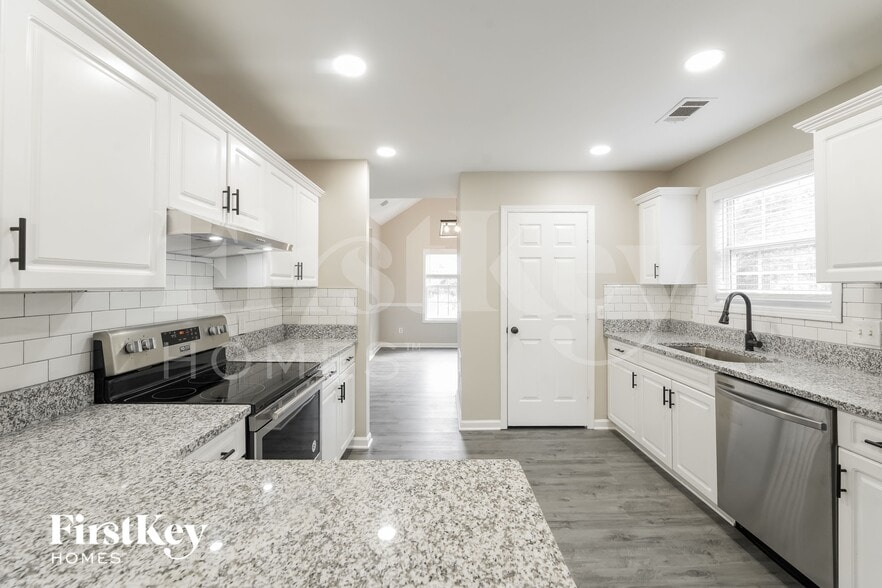 Building Photo - 87 Indian Hills Dr