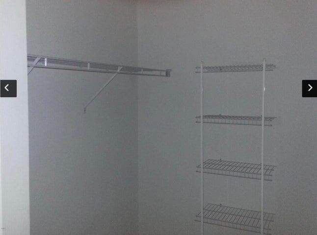 Building Photo - 804 E Windward Way