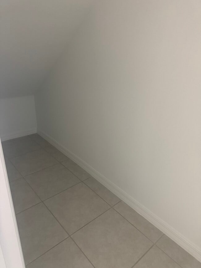 Building Photo - 9272 Bonita Mar Dr