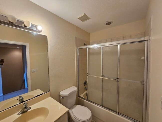 Primary Photo - Spacious 3/2.5 Townhome
