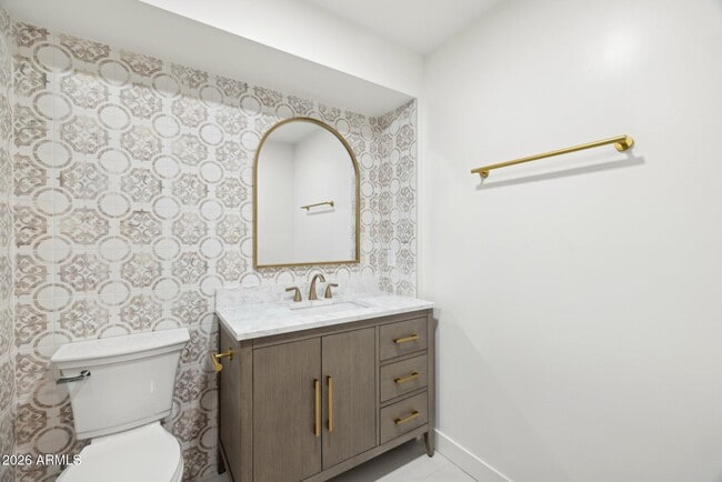 Building Photo - 1216 W Rovey Ave