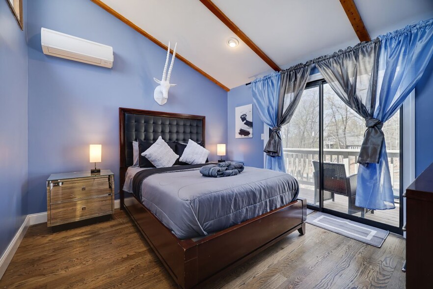 Building Photo - 163 Cambridge Ct