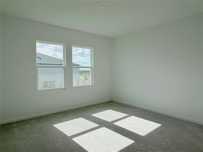 Building Photo - 618 Poppy Ln