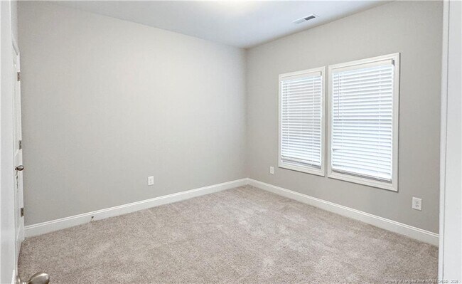Building Photo - 1833 Bluffside Dr