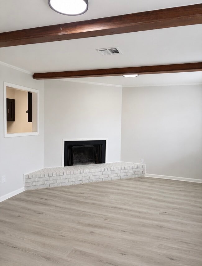 Building Photo - 133 Westridge Dr