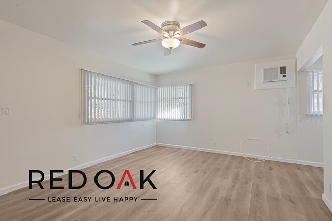 Building Photo - $500 off 1st Month + $1000 Deposit Move In...