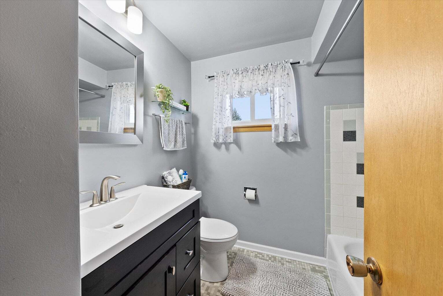 Building Photo - 5506 W Oklahoma Ave