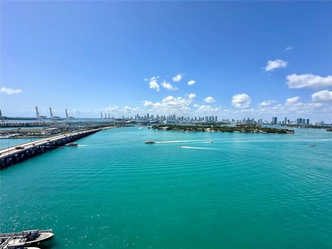 Building Photo - 540 West Ave