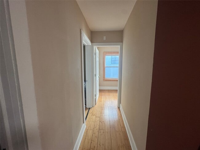 Building Photo - 198 Court St