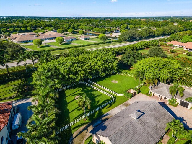 Building Photo - 14911 Equestrian Way