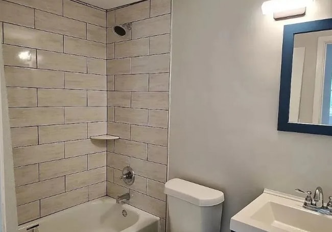 Building Photo - 3359 Columbus Ave