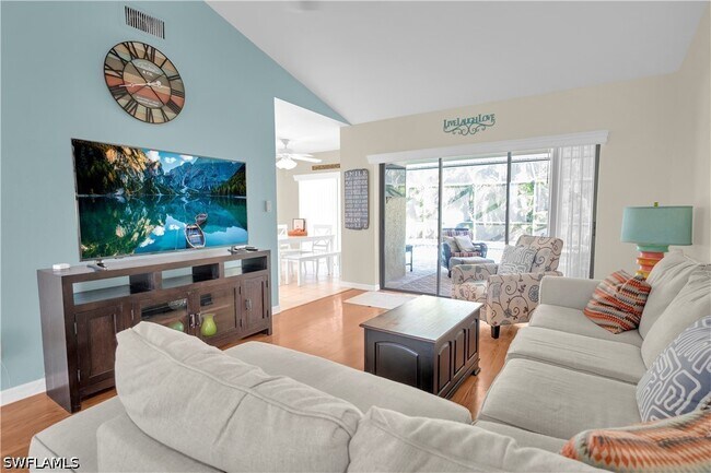 Building Photo - 3749 SW 1st Pl