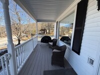 Building Photo - 14 Lake Ave