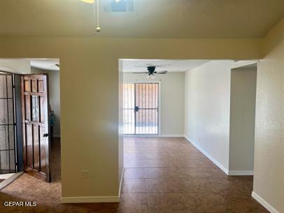 Building Photo - 2637 Lake Victoria Dr