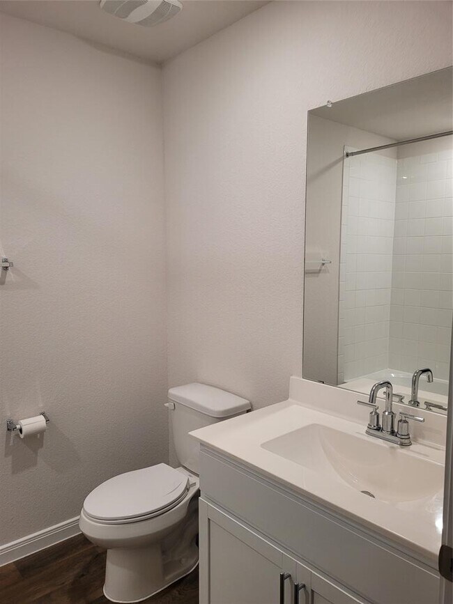 Building Photo - 211 Callado Cir