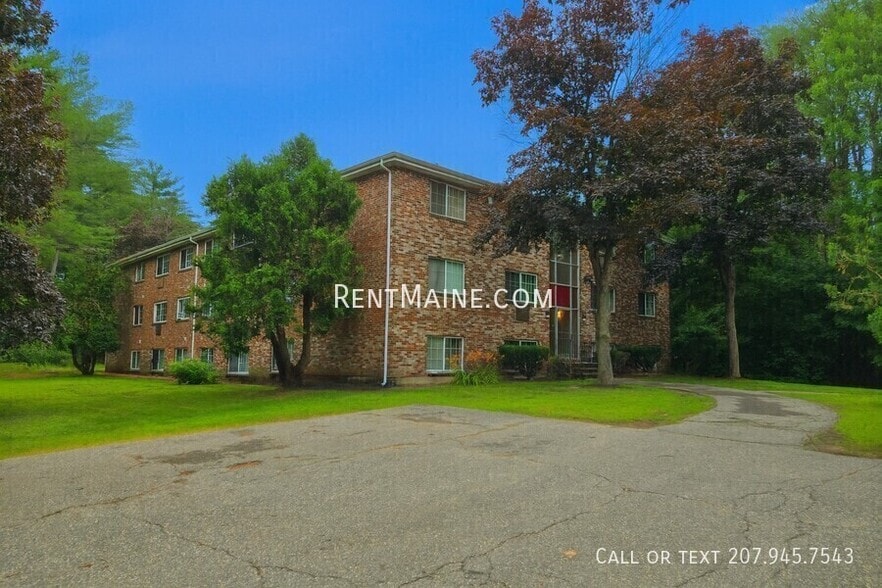 Building Photo - 10 Tall Pines Dr