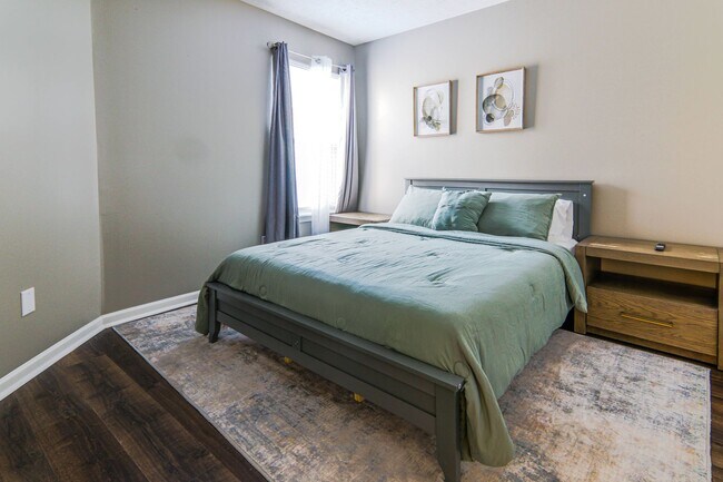 Building Photo - Fort Harrison State Park 4Bed Spacious Retreat