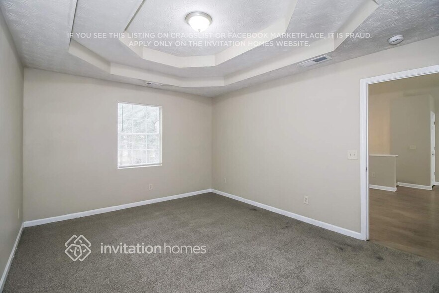 Building Photo - 4400 Milton Trail SW