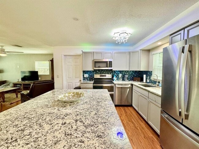 Building Photo - 3957 Wahoo Dr SE