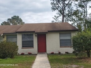 Building Photo - 1325 Solar Cir