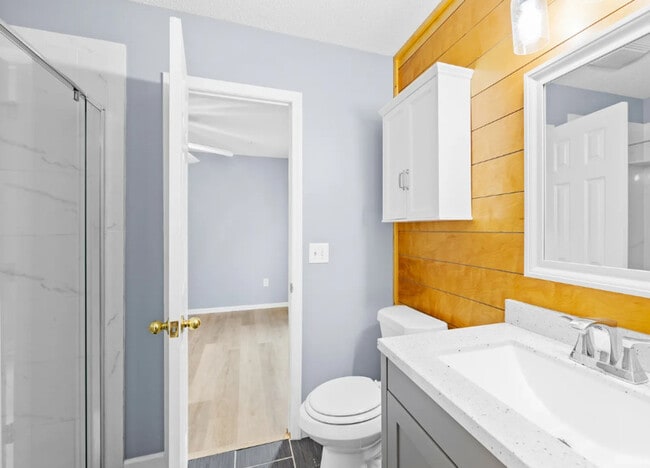 Building Photo - 7610 Sarah Dr