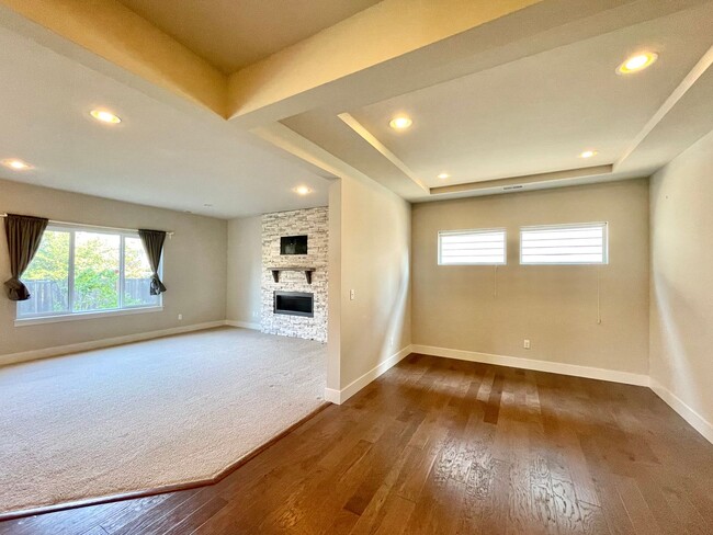 Building Photo - Great Home For Rent