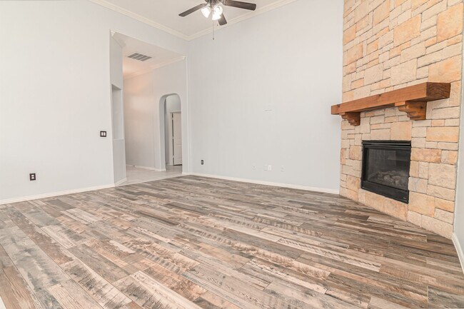 Building Photo - 6408 Hall of Fame Blvd