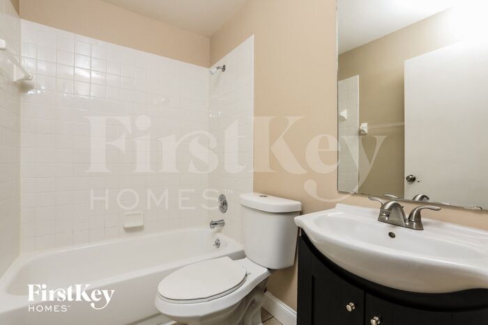 Building Photo - 2049 Greystone Trail