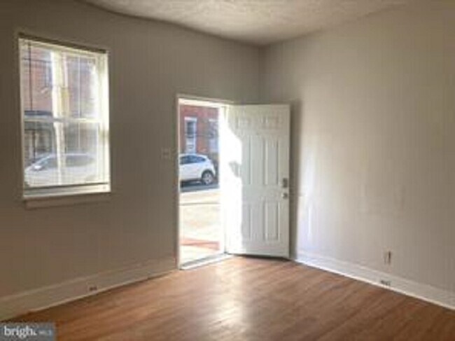 Building Photo - 777 S 6th St
