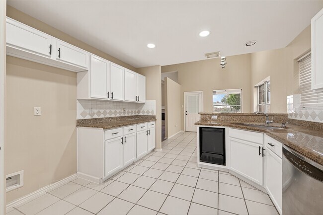 Building Photo - 23035 Canal Rd