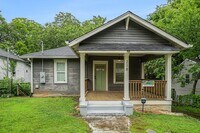 Building Photo - 4 Bedroom 3 Bath w/ Full Studio Basement