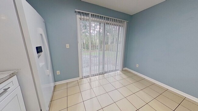 Building Photo - Lovely 2x1 in St. Augustine! Gorgeous Upgrade Kitchen!