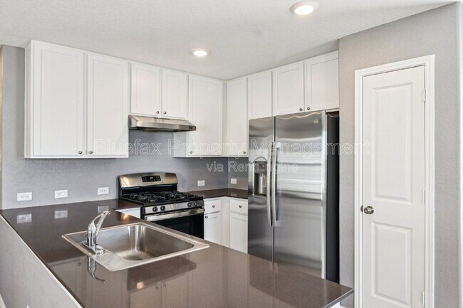 Building Photo - 7244 Pasture Run