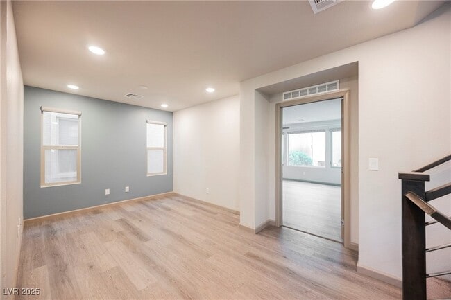 Building Photo - 8081 Misty Canyon Ave