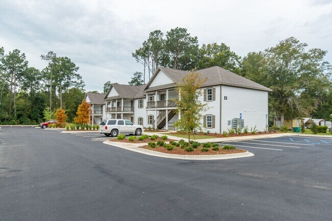 Building Photo - 2 Bedroom/2 Bath Apartment near VSU!!!