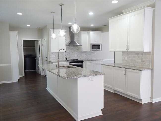 Building Photo - 115 Brentwood Ln