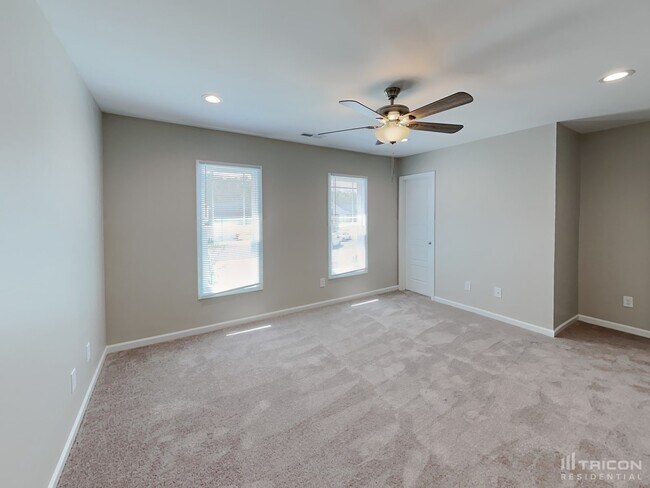 Building Photo - 129 Seedling Ct