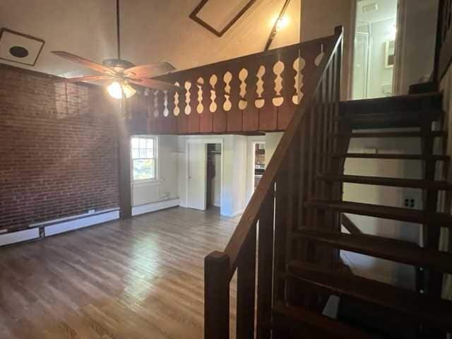 Building Photo - 153 Academy St