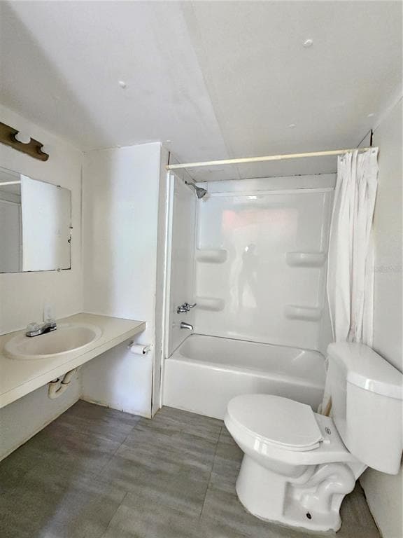 Building Photo - 503 Longfellow Blvd