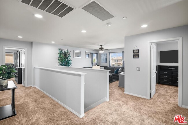 Building Photo - 24956 El Braso Dr