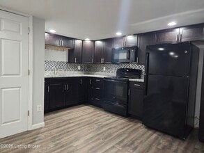 Building Photo - 1209 Durrett Ln