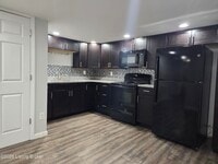 Building Photo - 1209 Durrett Ln