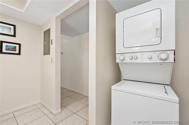 Building Photo - 1180 Carlton Ct