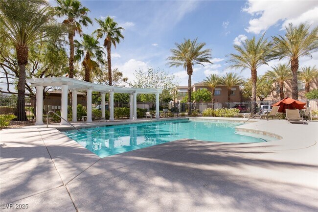 Building Photo - 808 Dana Hills Ct