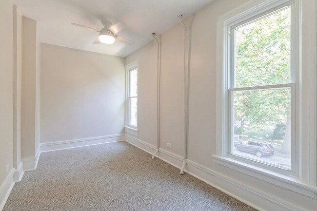 Building Photo - 6867 N Ottawa Ave